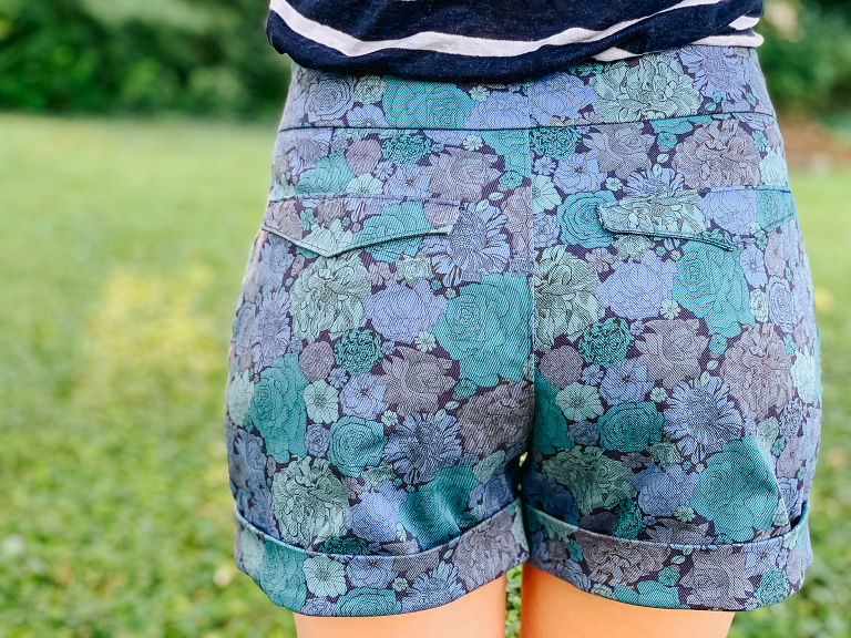 Deer and Doe Chataigne Shorts in Liberty Denim