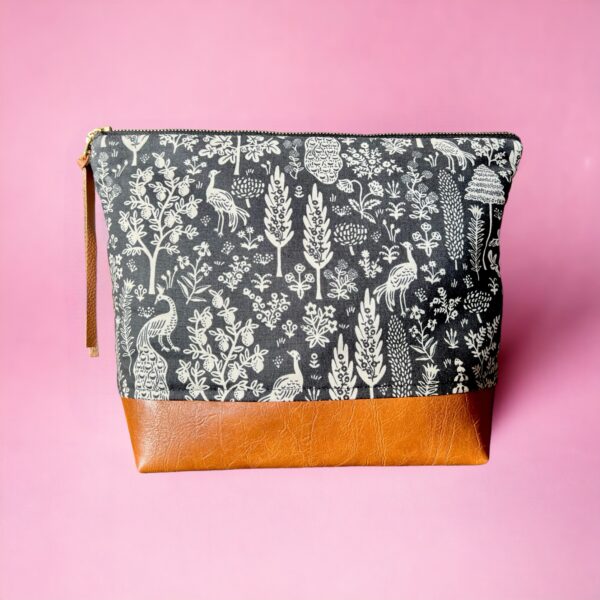 Rifle Paper Co Menagerie large flat bottom bag