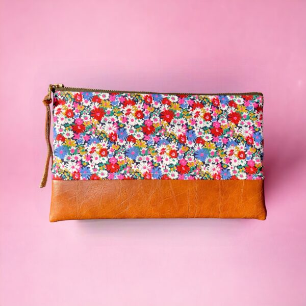 Signature Clutch liberty libby neon